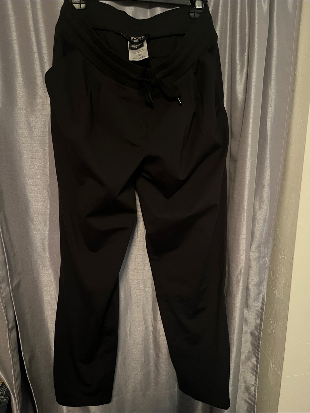 Mondetta Black Drawstring Tapered Jogger Pants